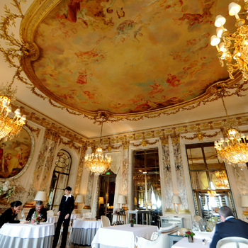 Service & réception